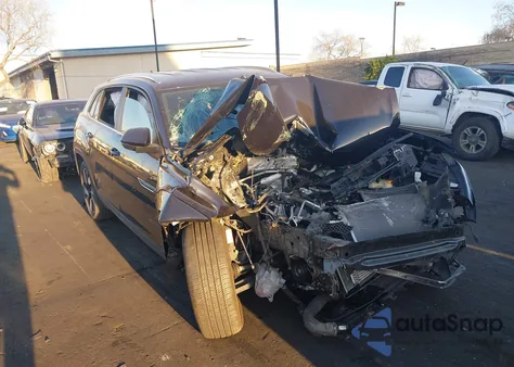 2025 Volkswagen Atlas Cross Sport 2.0T Se W/Technology z USA, uszkodzony, nr VIN 1V2WE2CA8SC200247